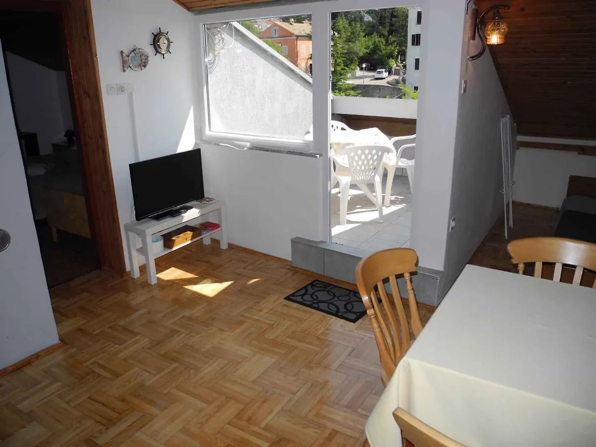 Apartment In Crikvenica 13837